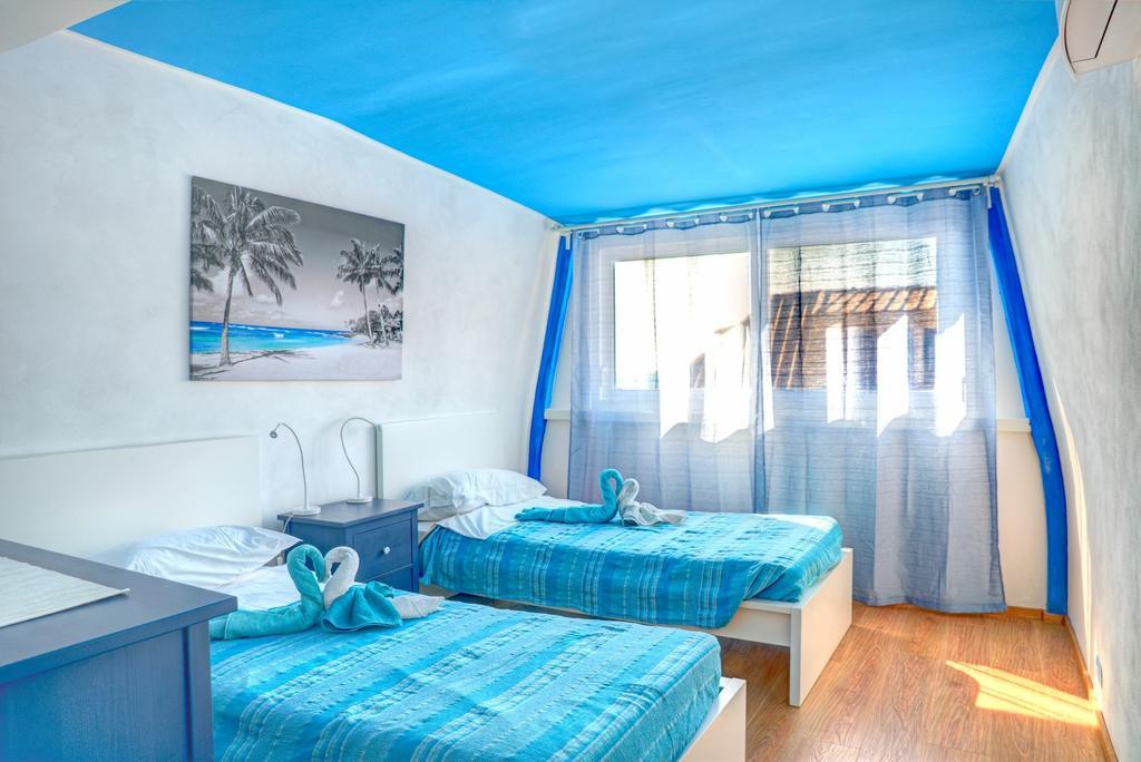 Appartamento Santorini Lido di Ostia Luaran gambar